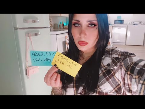 Видео: Они готовы рискнуть всем, чтобы прийти к вам и жениться на вас