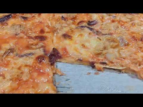 Видео: спек пицу дома - хуже чем в заведениях,но тоже нечего