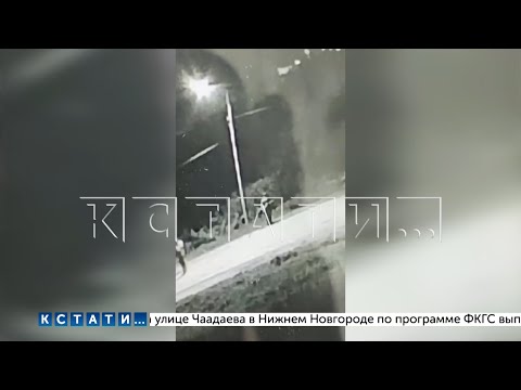 Видео: Толпа взрослых с битами избила сначала подростков, а потом их родителей