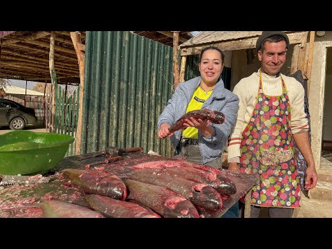 Видео: Как ЖАРЯТ РЫБУ в Узбекистане ! Каракалпакстан ! Очень простой РЕЦЕПТ! Маринад из ВОДЫ и СОЛИ.