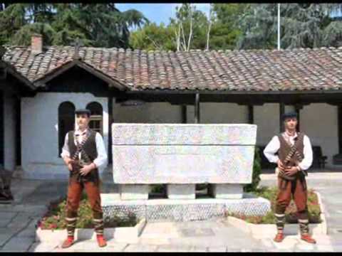 Видео: НИЕ СМЕ РОД МАКЕДОНСКИ- Захаринка Милосавлевиќ