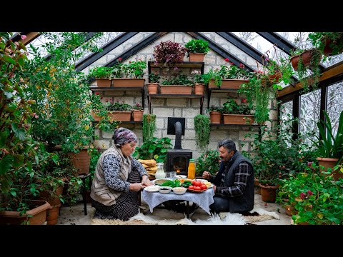 Видео: ТРАДИЦИОННЫЙ АЗЕРБАЙДЖАНСКИЙ ЗАВТРАК - Хлеб в Тандыре и Яица