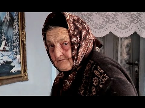 Видео: Откройте для себя УДАЛЁННУЮ деревенскую жизнь 92-летней румынской бабушки