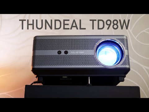 Видео: ОБЗОР ПРОЕКТОРА THUNDEAL TD98W (Android, 1080P, автофокус, 2500 ANSI люмен)