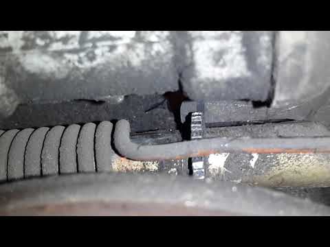 Видео: Как снять тормозной барабан на Toyta probox, succeed 4wd