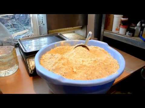 Видео: Рецепт бойлов. Катаем бойлы Печень Специи.