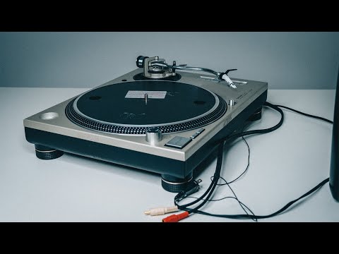 Видео: Старый Technics - Все еще лучший вертак для диджеинга?