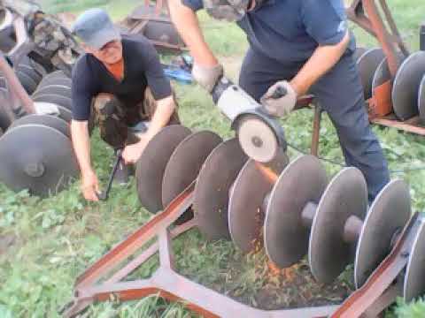 Видео: Заточка лущильника в п.Филипповский Каменского района