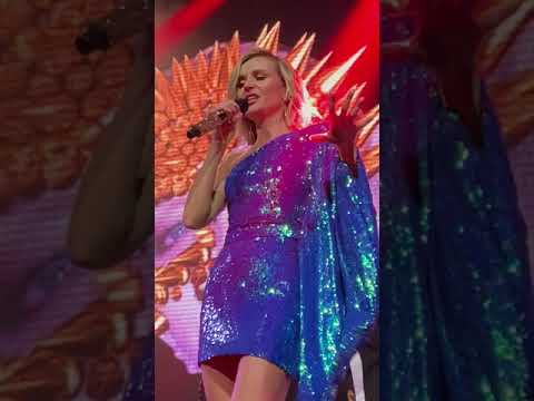 Видео: Полина Гагарина "Спектакль окончен" GIPSY 15 апреля 2022