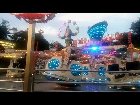 Видео: Аттракцион Magic - Сумасшедшая скорость вращения - Лунопарк Одесса