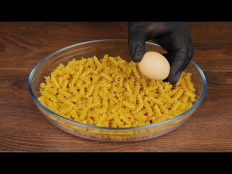 Видео: Есть немного МАКАРОН и КОЛБАСЫ, тогда приготовьте это быстрое и вкусное блюдо для всей семьи