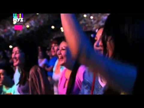 Видео: SEREBRO  - Я ТЕБЯ НЕ ОТДАМ. ПРЕМИЯ МУЗ-ТВ 2015 ГРАВИТАЦИЯ. АСТАНА, КАЗАХСТАН