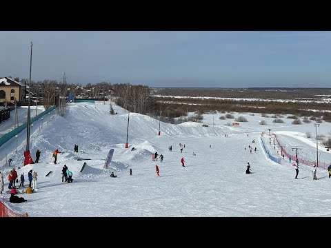 Видео: Катание на воронинских горках, обзор, горные лыжи