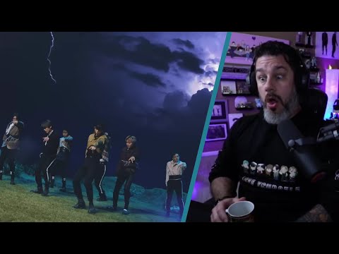 Видео: Режиссер Реагирует - Stray Kids - MV 'The Sound'
