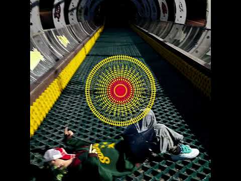 Видео: Sqwore feat. гречка - Удиви (slowed/reverb)