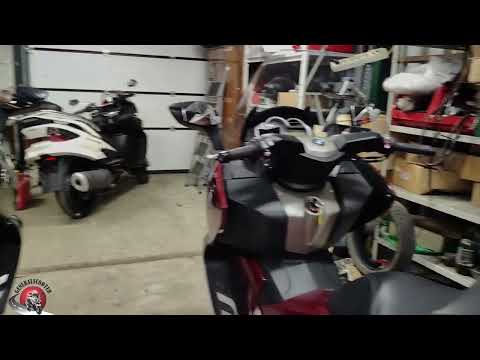 Видео: КАКОЙ BMW C650GT ВЫБРАТЬ - С МИНИМАЛЬНЫМ ИЛИ С БОЛЬШИМ ПРОБЕГОМ?