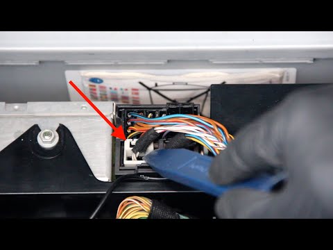 Видео: 🔄 Перезагрузка Радио BMW за 10 секунд! ⏱ (X5 E53, E39, E38, E46)