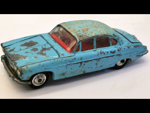 Видео: Корги реставрация Jaguar MK 10 № 238. Игрушка, литая модель. Добавляем чемодан в багажник.