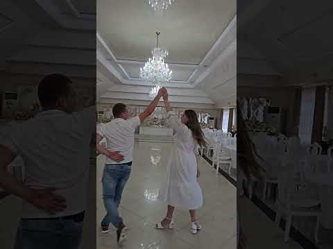 Видео: Перший весільний танець.  Тячів 