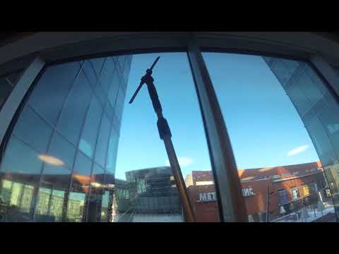 Видео: Мойка окон.Squeegee Unger 0 градусов или  Moerman Excelerator 2 0.