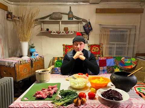 Видео: Счастливый человек / Деревенские посиделки / Борщ в чугунке