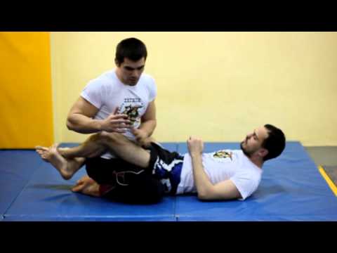 Видео: Уроки грэпплинга 1. ТРИ ПРОХОДА ГАРДА