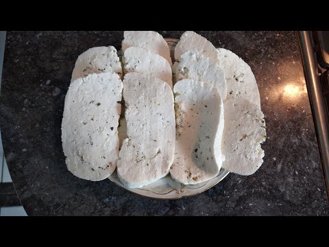 Видео: Як приготувати смачну бринзу з козячого молока всього з двох інгредієнтів😋