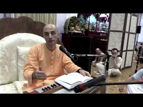 Видео: Ватсала дас  - БГ 10.7 - СПб (КЦ Гаура), 31.01.2016