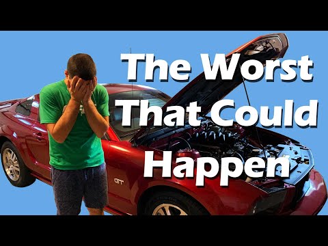 Видео: Замена свечей зажигания Mustang через 100 тыс. миль. КАТАСТРОФА!