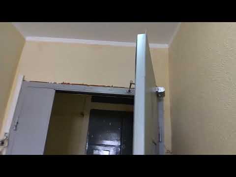Видео: (Переснято) Лифты КМЗ 1996 г.в., V=1 м/с, г/п 400, 630 кг