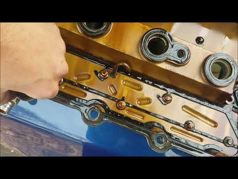 Видео: Замена прокладки клапанной крышки 4-цилиндрового двигателя BMW E36