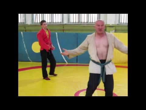 Видео: Подсечка с падением и упором стопы в живот