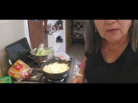 Видео: ПИРОЖКИ. С КАРУСТОЙ. ДОЧКА. ХОЧЕТ