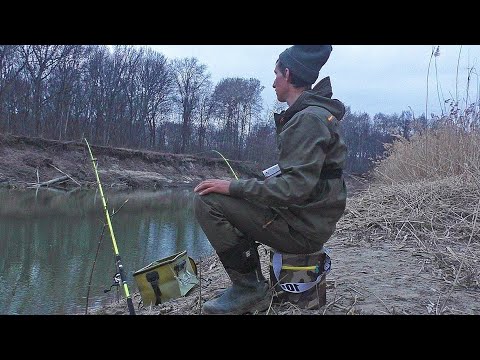 Видео: ВОТ ЭТО Я ПОНИМАЮ ОТДЫХ! ПРОЛЕЗЛИ В ДЕБРИ И НАСАДИЛИ САДОК РЫБЫ! Рыбалка на поплавок 2025.