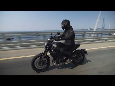 Видео: CFMOTO 700CLX Heritage (ABS) - новый взгляд на классические мотоциклы.