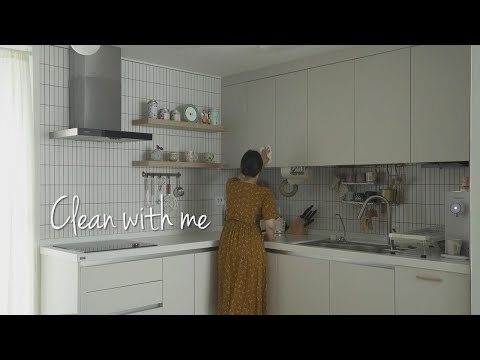Видео: Убирайся со мной, Как убирать кухню натуральными моющими средствами