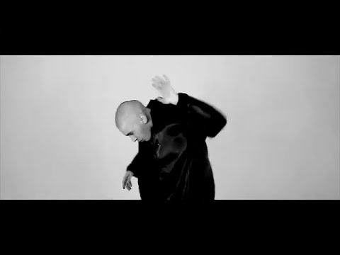 Видео: Хаски - Черным-черно