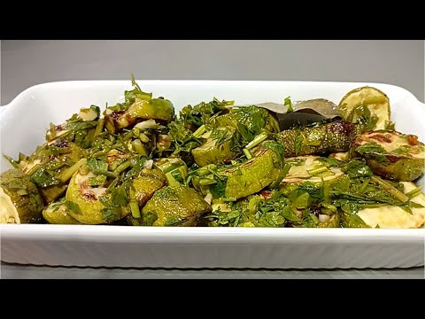Видео: Салат из Маринованных кабачков!!! Можно есть сразу после приготовления!!!
