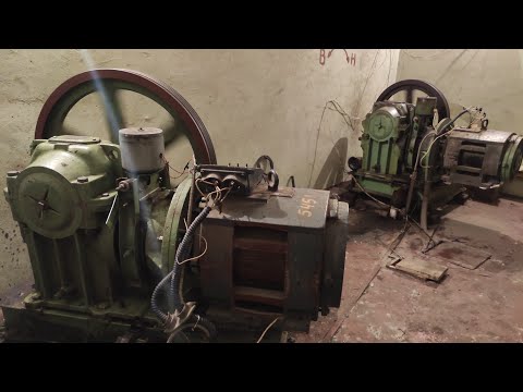Видео: Двигатели 4АФ225 и 4АН200 | МП лифтов со скоростью 1,4 м/сек в 14-этажном доме.