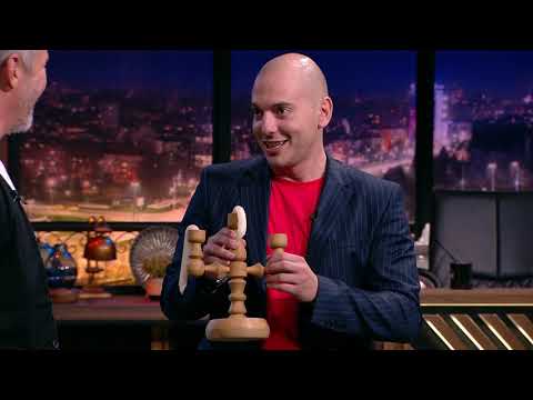 Видео: Шоуто на Николаос Цитиридис: Защо видинските комари са мелез между хеликоптер и вълк?