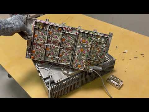 Видео: В разборе Блок №3 от неизвестной радиостанции