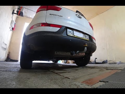 Видео: Установка фаркопа на KIA SPORTAGE (2011-...) Motodor и подключение блока-согласования