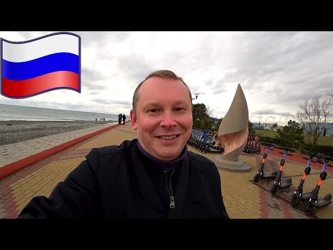 Видео: #11.Жизнь в режиме «Сочифорния», или чем удивила Имеретинская Набережная рядом с «Сочи Парк Отелем»?