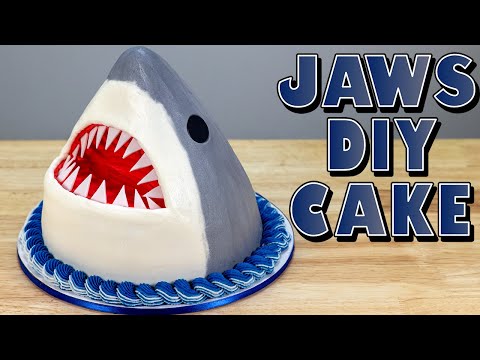 Видео: Мастер-класс по приготовлению торта на день рождения в виде акулы