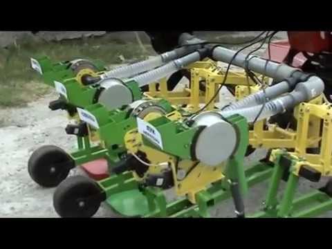 Видео: Сеялка вакуумная точного высева "Днепрянка" на мототракторе.Наш сайт www.ast-dnepr.com.ua