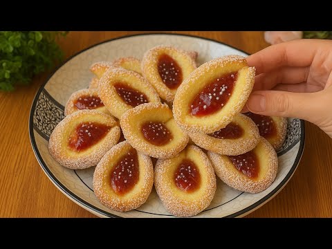 Видео: Рецепт за 10 минут! Эта сладость тает во рту! Вкусно и просто, можно готовить каждый день.