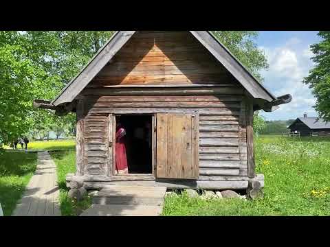 Видео: В каких домах жили наши предки. Музей деревянного зодчества Витославицы в Великом Новгороде.