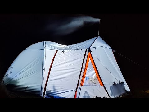Видео: Река Оредеж, новое место, новая палатка и новая печка... Ну и немного рыб 🐟