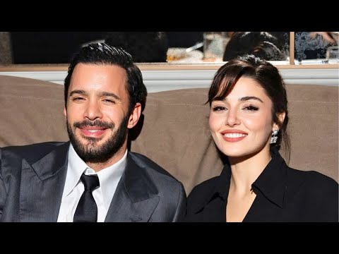 Видео: Барыш Ардуч и Ханде Эрчел произвели фурор в Москве