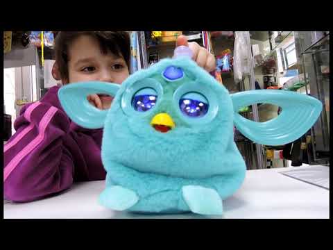 Видео: Furby (Фёрби) интерактивный питомец.